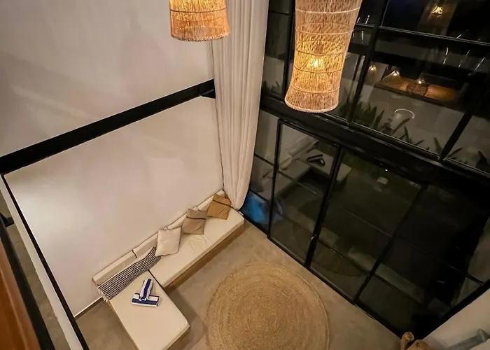 Tropical Loft Steps Away From The Beach! Hidden Gem! ヴィラ